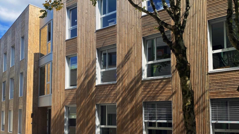 1 000 m² de bureaux modulaires 3D en bois pour le siège de la SEMITAN à Nantes
