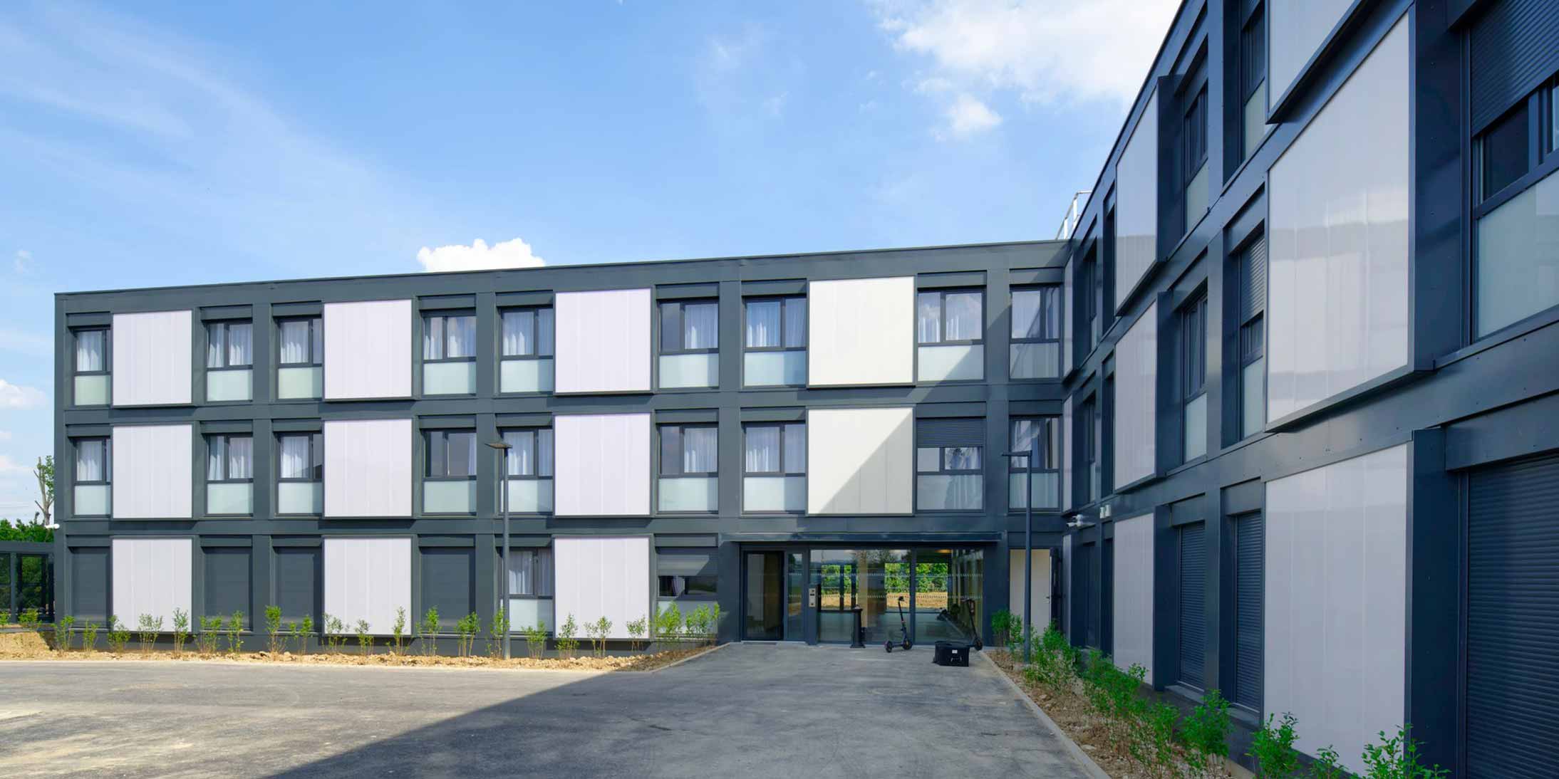 Une résidence sociale de 150 logements démontable en modulaire bois pour Coallia Habitat à Antony, réalisée par Ossabois