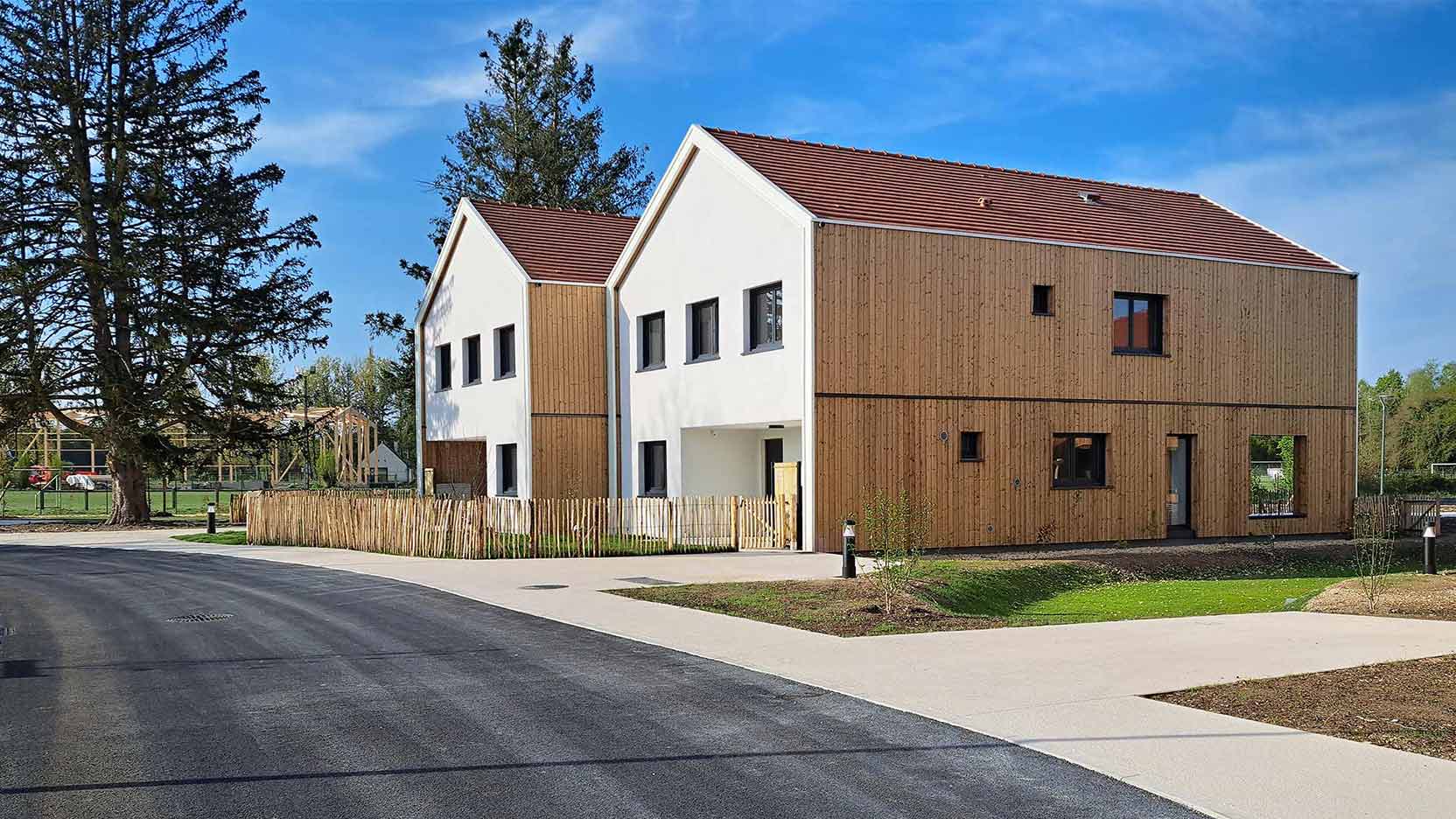 Le village d’enfants Action Enfance à Tigy (45) est livré !